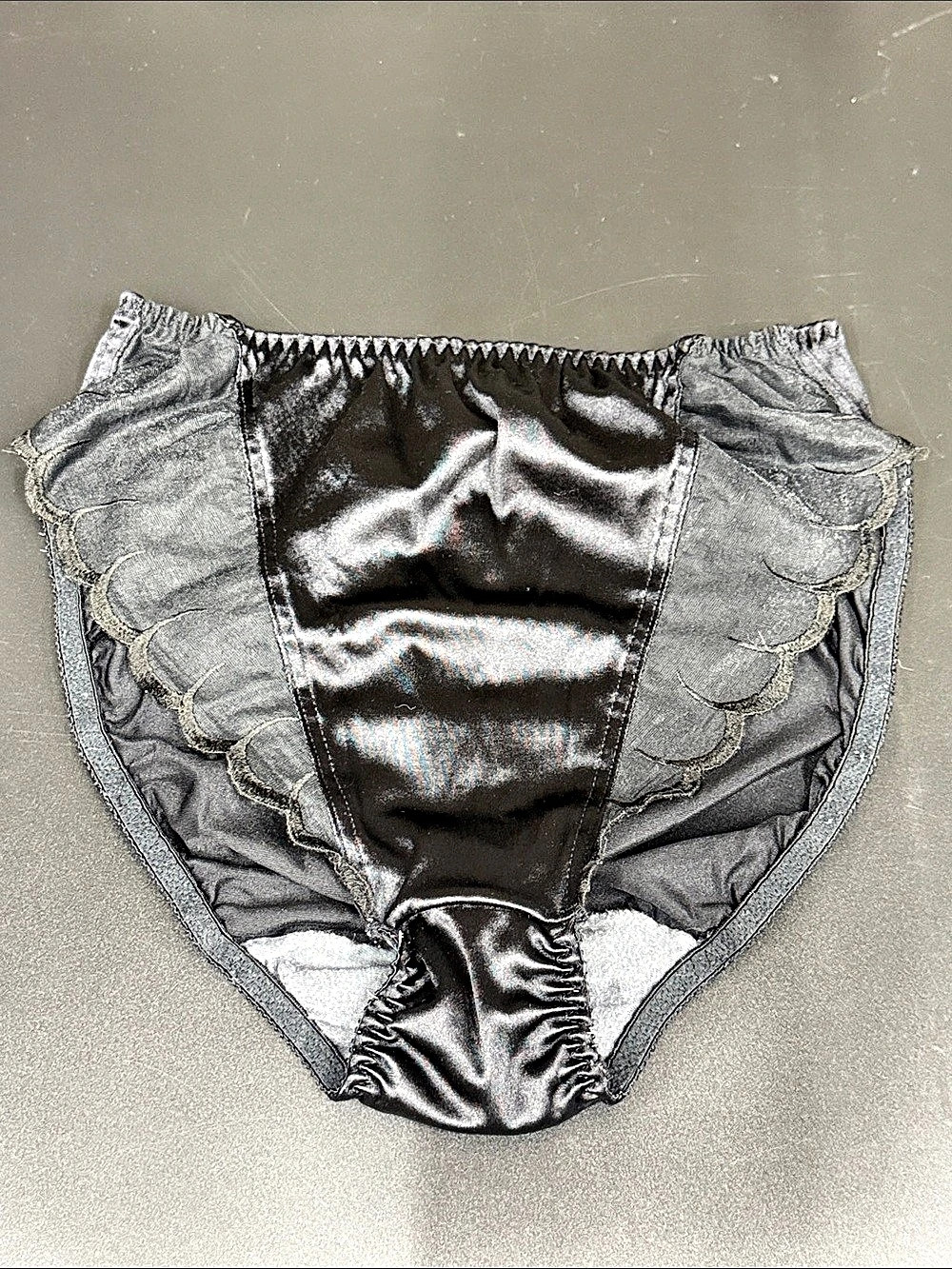 Vintage Olga Style 40022 Black Satin Hi-Cut Panties Size L Sheer Scallop